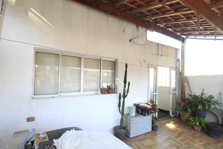 Casa à venda com 204m², 4 quartos e 1 vagaVaranda