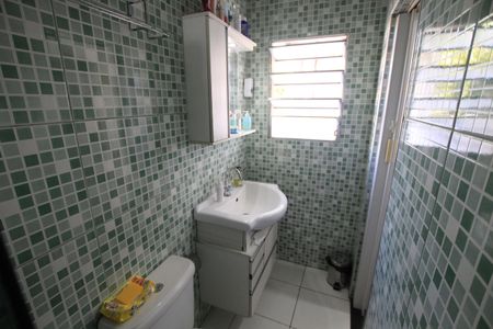 Casa à venda com 204m², 4 quartos e 1 vagaBanheiro 1