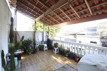 Casa à venda com 204m², 4 quartos e 1 vagaVaranda