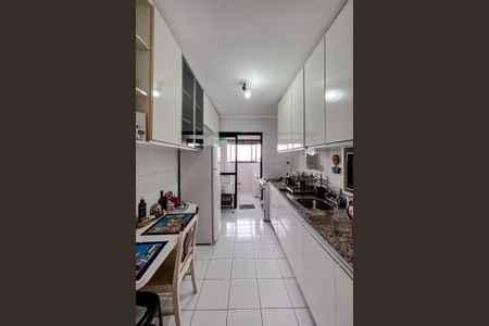 Apartamento à venda com 98m², 3 quartos e 2 vagas Apartamento à venda com 98m², 3 quartos e 2 vagasCozinha