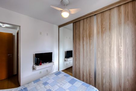 Apartamento à venda com 98m², 3 quartos e 2 vagas Apartamento à venda com 98m², 3 quartos e 2 vagasQuarto 3 - Suíte