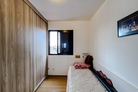 Apartamento à venda com 98m², 3 quartos e 2 vagas Apartamento à venda com 98m², 3 quartos e 2 vagasQuarto 2