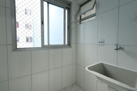 Apartamento para alugar com 60m², 3 quartos e 1 vagaÁrea de Serviço