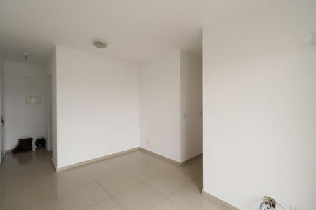 Sala de apartamento para alugar com 3 quartos, 60m² em Vila California, São Paulo