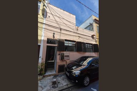 Casa à venda com 128m², 3 quartos e 1 vagaFachada