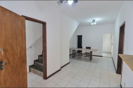 Casa à venda com 128m², 3 quartos e 1 vagaSala 1