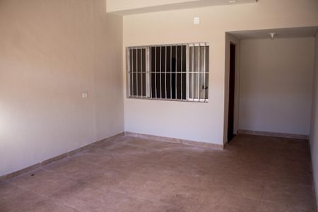 Casa para alugar com 100m², 2 quartos e 1 vaga Casa para alugar com 100m², 2 quartos e 1 vagaGaragem