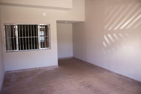 Casa para alugar com 100m², 2 quartos e 1 vaga Casa para alugar com 100m², 2 quartos e 1 vagaGaragem