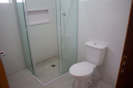 Casa para alugar com 100m², 2 quartos e 1 vaga Casa para alugar com 100m², 2 quartos e 1 vagaBanheiro