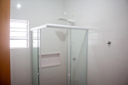 Casa para alugar com 100m², 2 quartos e 1 vaga Casa para alugar com 100m², 2 quartos e 1 vagaBanheiro