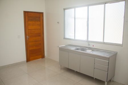Casa para alugar com 100m², 2 quartos e 1 vaga Casa para alugar com 100m², 2 quartos e 1 vagaCozinha