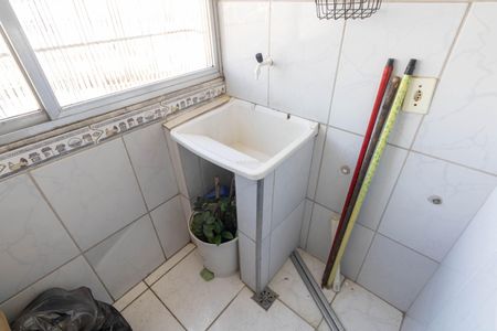 Apartamento para alugar com 53m², 2 quartos e sem vaga Apartamento para alugar com 53m², 2 quartos e sem vagaCozinha e Área de Serviço