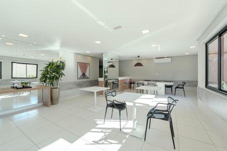 Apartamento para alugar com 26m², 2 quartos e sem vagaÁrea comum - Salão de festas