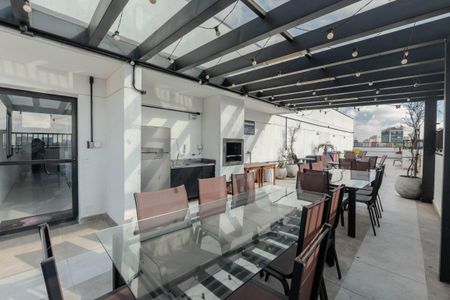 Apartamento para alugar com 26m², 2 quartos e sem vagaÁrea comum - Churrasqueira