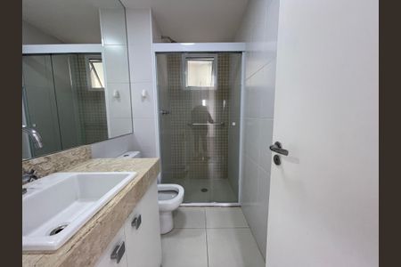 Apartamento à venda com 71m², 3 quartos e 2 vagasBanheiro Social