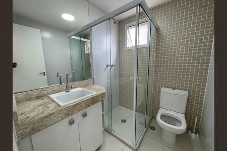 Apartamento à venda com 71m², 3 quartos e 2 vagasBanheiro da Suíte
