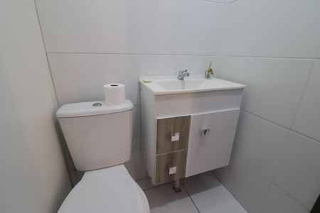 Casa à venda com 88m², 2 quartos e 2 vagasLavabo