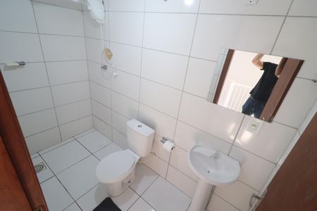 Casa à venda com 88m², 2 quartos e 2 vagasBanheiro