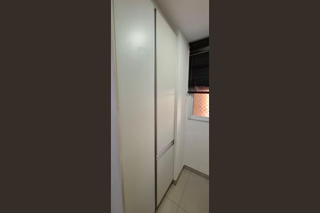 Apartamento para alugar com 58m², 2 quartos e 1 vagaÁrea de Serviço