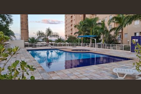 Apartamento para alugar com 58m², 2 quartos e 1 vagaÁrea comum - Piscina
