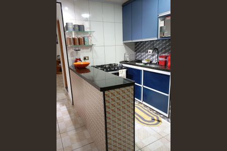 Cozinha de apartamento à venda com 3 quartos, 65m² em Vila Heliopolis, São Paulo