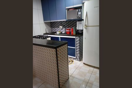 Cozinha de apartamento à venda com 3 quartos, 65m² em Vila Heliopolis, São Paulo