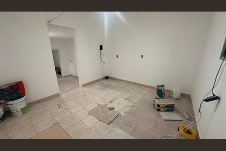 Casa para alugar com 1 quarto, 70m² em Jardim do Colegio, São Paulo