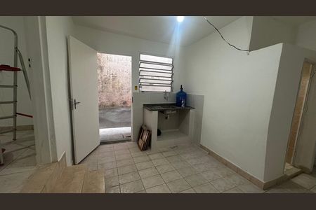 Casa para alugar com 1 quarto, 70m² em Jardim do Colegio, São Paulo
