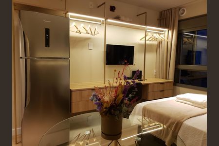 Apartamento à venda com 20m², 1 quarto e sem vagaSala/Quarto