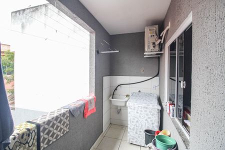 Apartamento para alugar com 55m², 2 quartos e 1 vagaÁrea de Serviço