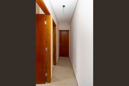 Apartamento à venda com 44m², 2 quartos e sem vagaCorredor - Quartos