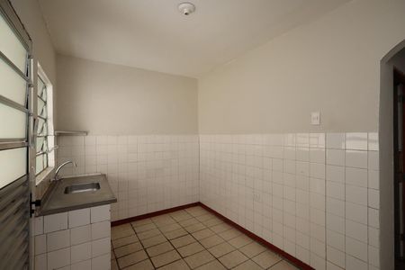 Casa para alugar com 40m², 1 quarto e sem vaga Casa para alugar com 40m², 1 quarto e sem vagaCozinha