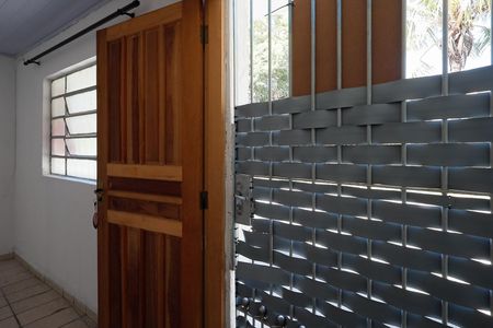 Casa para alugar com 40m², 1 quarto e sem vaga