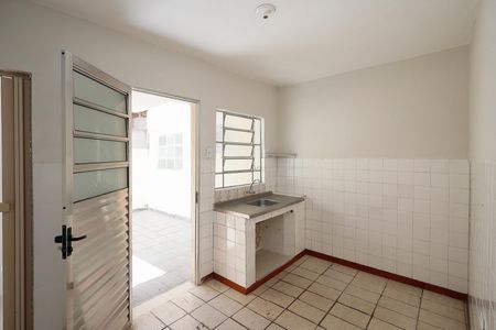 Casa para alugar com 40m², 1 quarto e sem vaga Casa para alugar com 40m², 1 quarto e sem vagaCozinha
