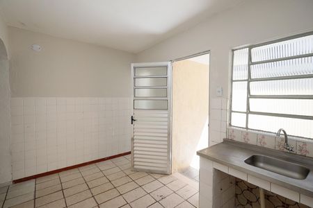 Cozinha  de casa para alugar com 1 quarto, 40m² em Vila Paulistana, São Paulo