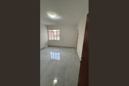 Sala de apartamento para alugar com 3 quartos, 67m² em Centro, Uberlândia