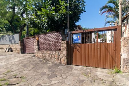 Casa para alugar com 60m², 2 quartos e 1 vaga Casa para alugar com 60m², 2 quartos e 1 vagaFachada