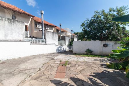 Casa para alugar com 60m², 2 quartos e 1 vaga Casa para alugar com 60m², 2 quartos e 1 vagaQuintal