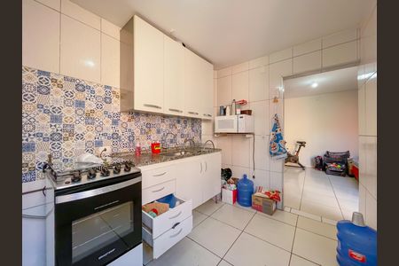 Cozinha de apartamento à venda com 2 quartos, 65m² em Aliança, Osasco