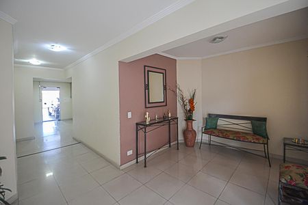 Apartamento à venda com 73m², 3 quartos e 2 vagasHall de entrada