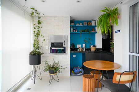 Varanda de apartamento para alugar com 3 quartos, 136m² em Aclimação, São Paulo