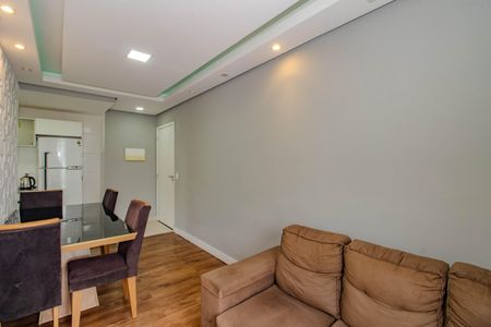 Sala de apartamento para alugar com 3 quartos, 70m² em São Sebastião, Porto Alegre