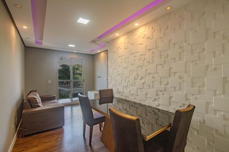 Apartamento para alugar com 70m², 2 quartos e 1 vagaSala