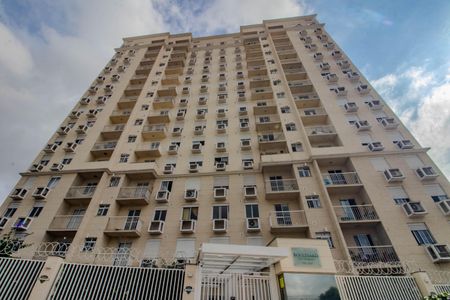 Apartamento para alugar com 70m², 3 quartos e 1 vagaFachada