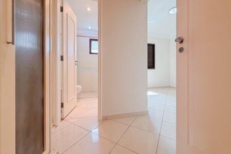 Apartamento para alugar com 180m², 3 quartos e 3 vagasSuíte 2