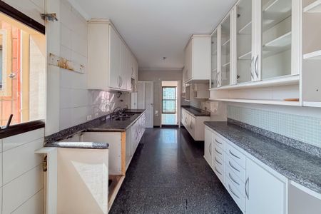 Apartamento para alugar com 180m², 3 quartos e 3 vagasCozinha