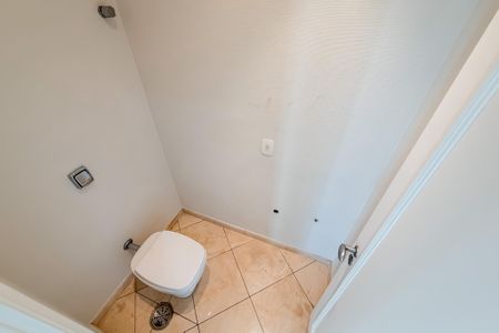 Apartamento para alugar com 180m², 3 quartos e 3 vagasLavabo
