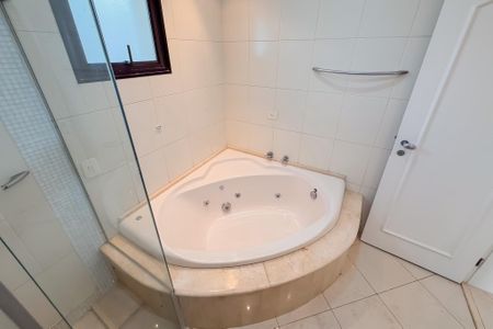 Apartamento para alugar com 180m², 3 quartos e 3 vagasBanheiro da Suíte Master