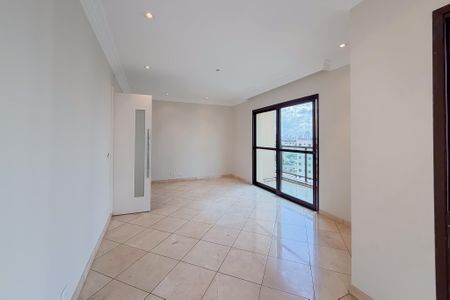 Apartamento para alugar com 180m², 3 quartos e 3 vagasSala