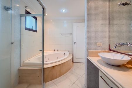 Apartamento para alugar com 180m², 3 quartos e 3 vagasBanheiro da Suíte Master